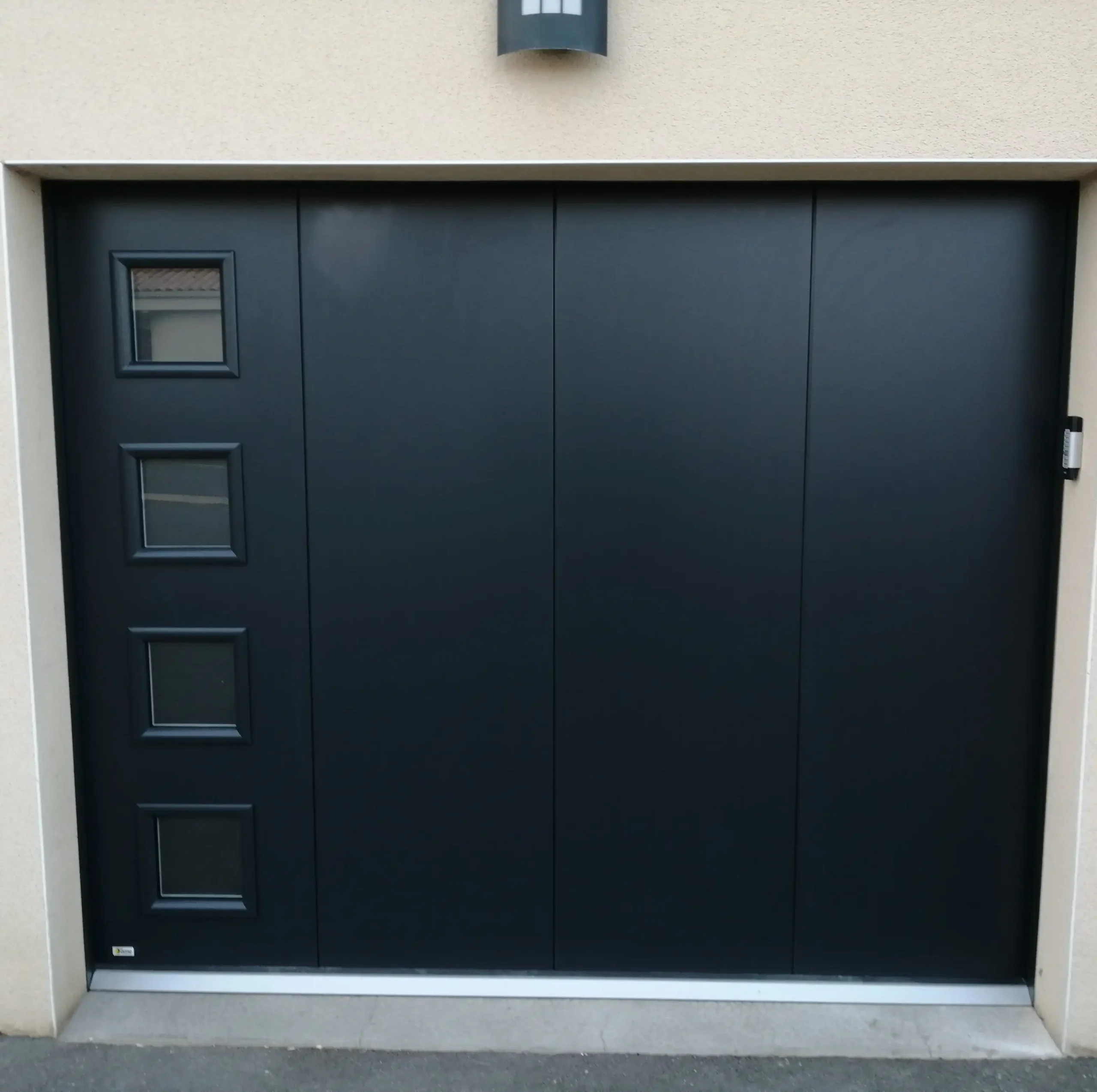 portes-garage-jm-ouvertures-les-herbiers (7) portes-garage-jm-ouvertures-les-herbiers (7)