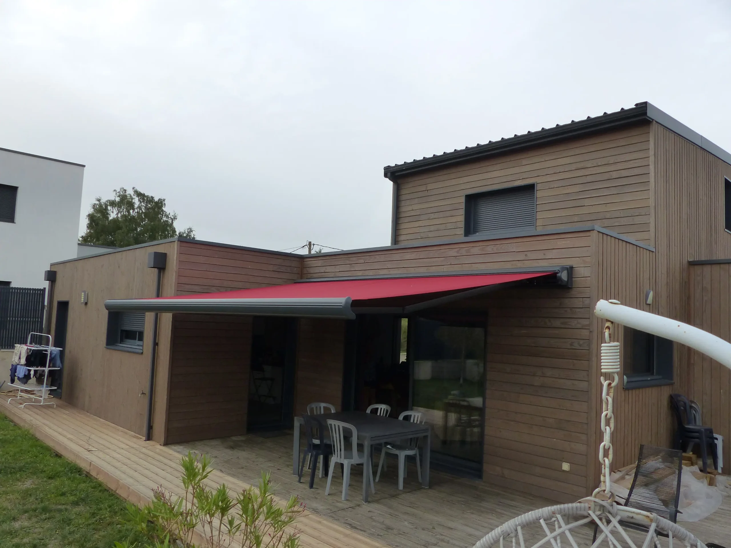 stores-bannes-jm-ouvertures-les-herbiers (6) stores-bannes-jm-ouvertures-les-herbiers (6)