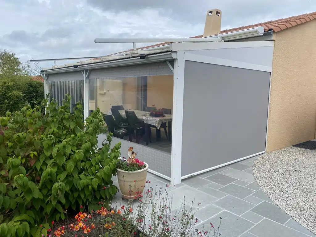 stores-exterieurs-jm-ouvertures-les-herbiers (3)