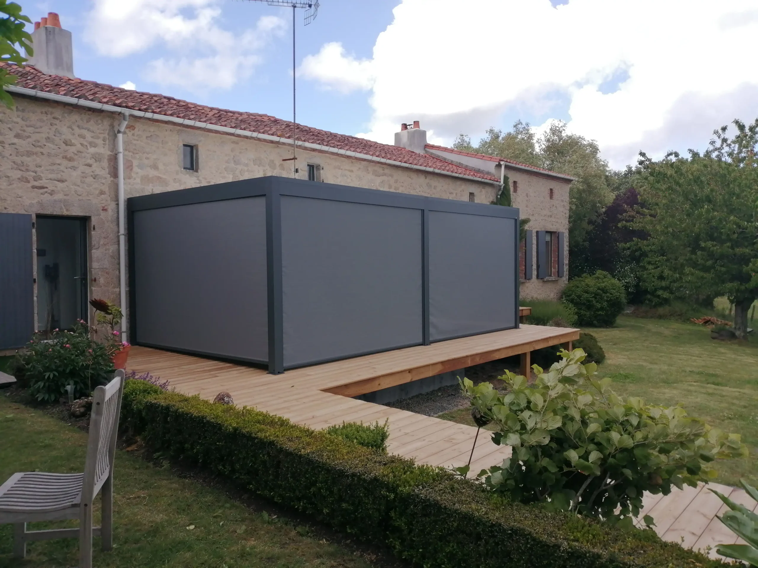 pergolas-jm-ouvertures-les-herbiers (6) pergolas-jm-ouvertures-les-herbiers (6)