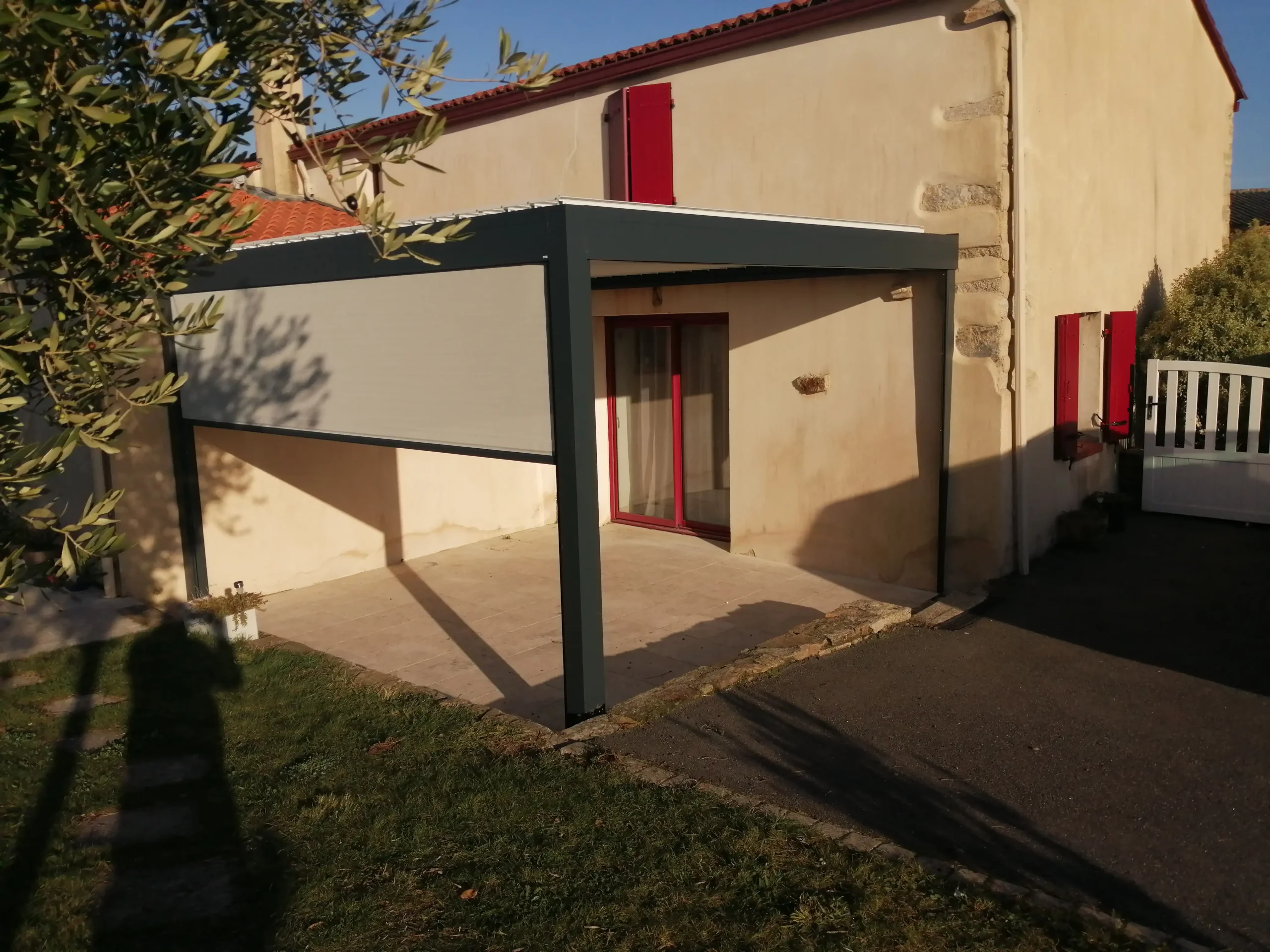 pergolas-jm-ouvertures-les-herbiers (8) pergolas-jm-ouvertures-les-herbiers (8)